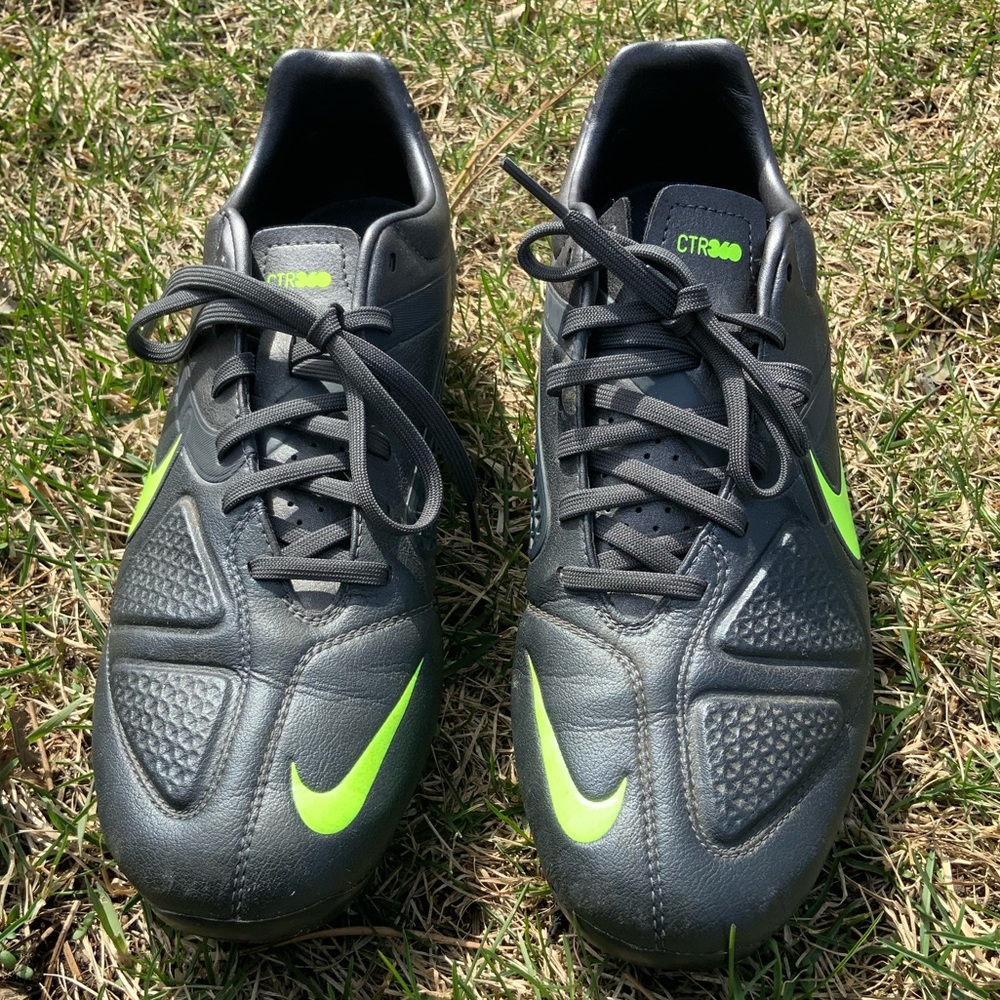 Gray CTR360 Nike Cleats With Neon Yellow Swoosh